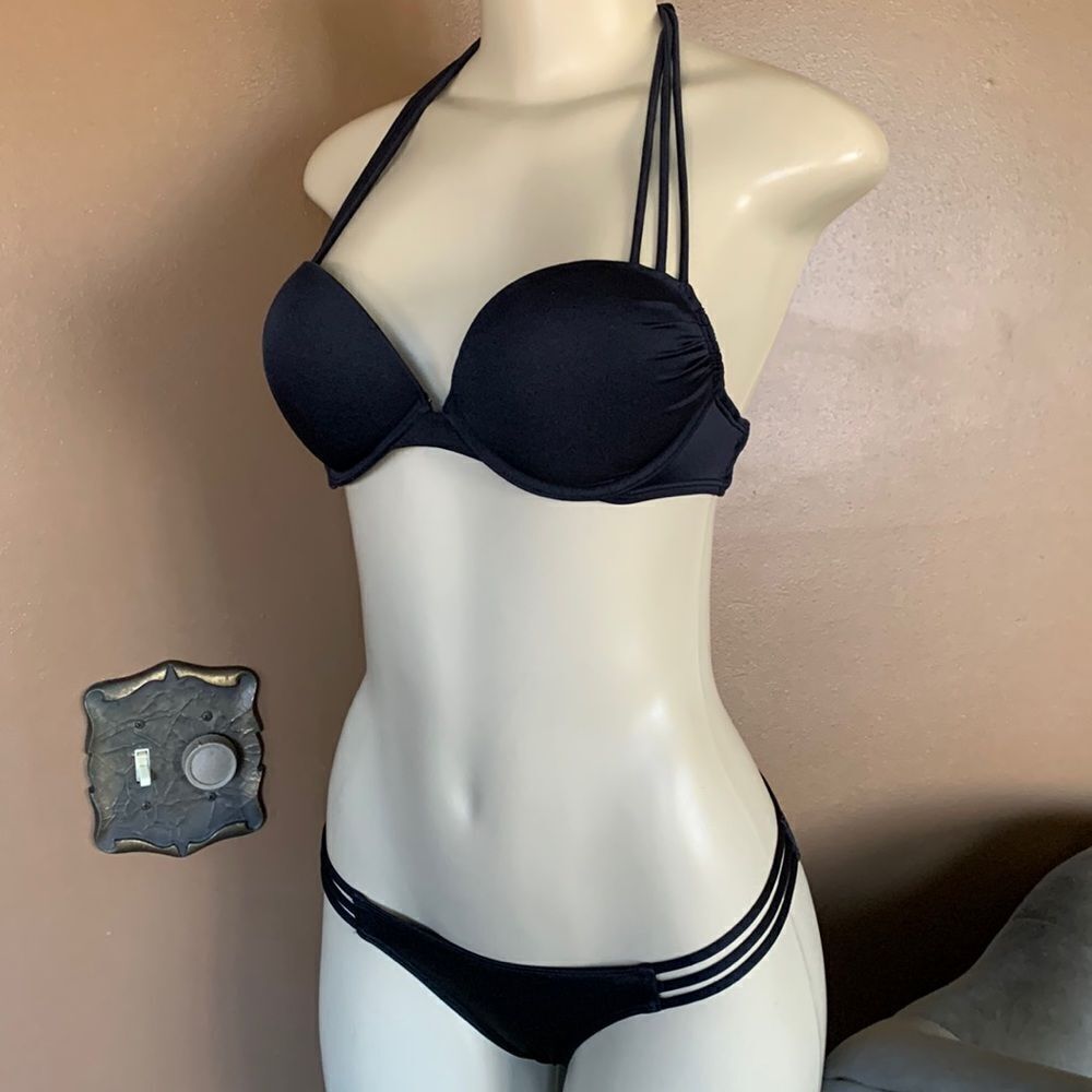 Victoria’s Secret Bombshell Padded Bra Ruched Itsy Bikini Swimsuit XS/32B Black